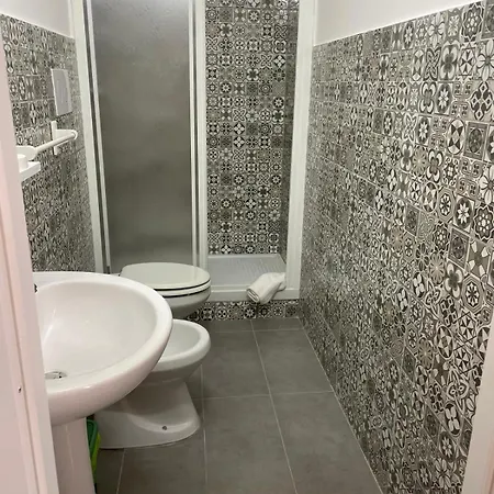 לינה וארוחת בוקר Torre Agada 3*